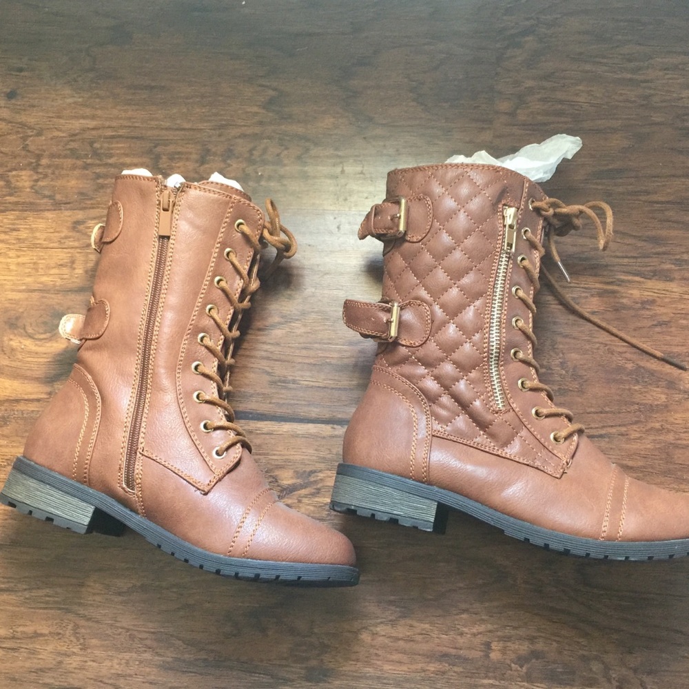 Brown Combat Boot with Shoe lace and Zipper